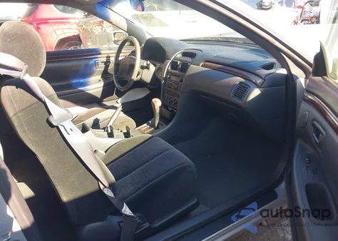 2001 Toyota Camry Solara Se from USA, damaged, VIN 2T1CG22P31C468603